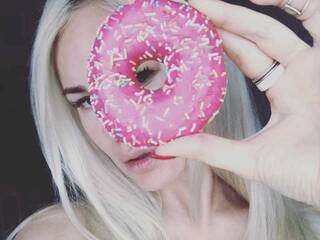 Ερωτική συνομιλία μέσω βίντεο Seeleenaa