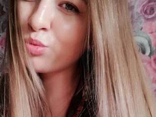 Ερωτική συνομιλία μέσω βίντεο lyubimkaMargo