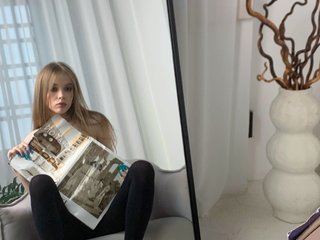 Ερωτική συνομιλία μέσω βίντεο SelenHellsWeet