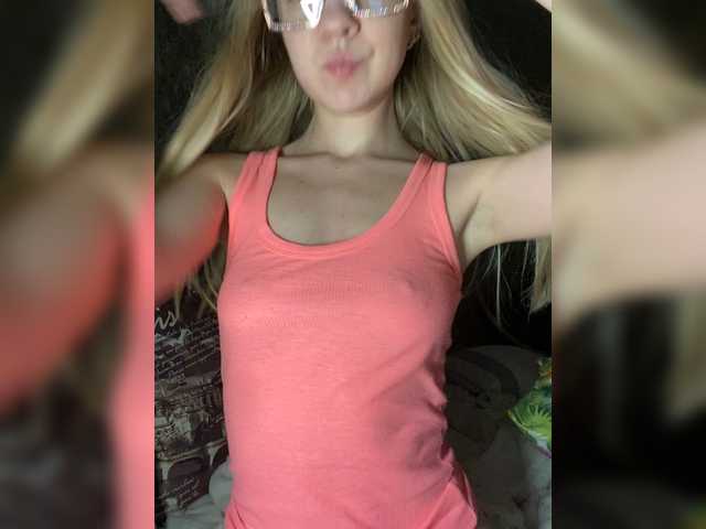 Εκπομπές οθόνης sensualmilana