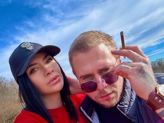 Ερωτική συνομιλία μέσω βίντεο SerAli