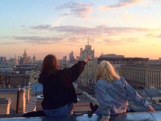 Ερωτική συνομιλία μέσω βίντεο serascorpio