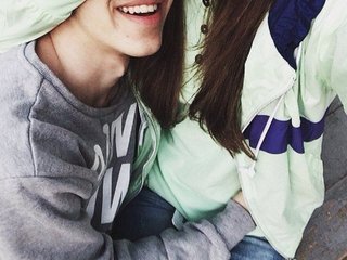 Ερωτική συνομιλία μέσω βίντεο AliceAndAlex
