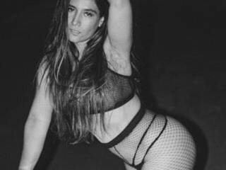 Ερωτική συνομιλία μέσω βίντεο SexyAlexaX