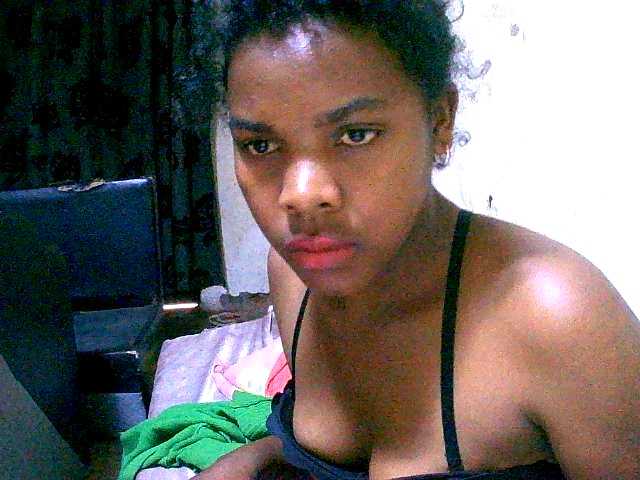 Εκπομπές οθόνης Sexyblack13