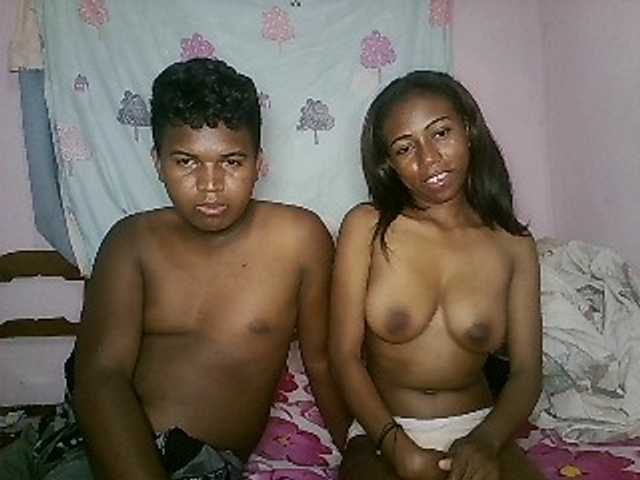 Εκπομπές οθόνης sexycouple32