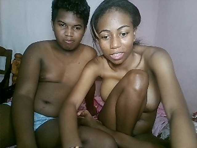 Εκπομπές οθόνης sexycouple32
