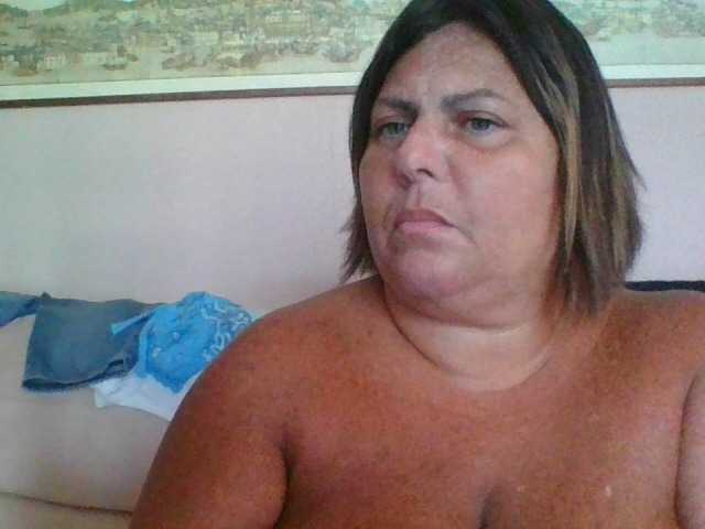 Εκπομπές οθόνης sexydeby