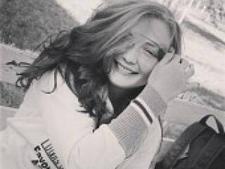 Ερωτική συνομιλία μέσω βίντεο sexyhellena