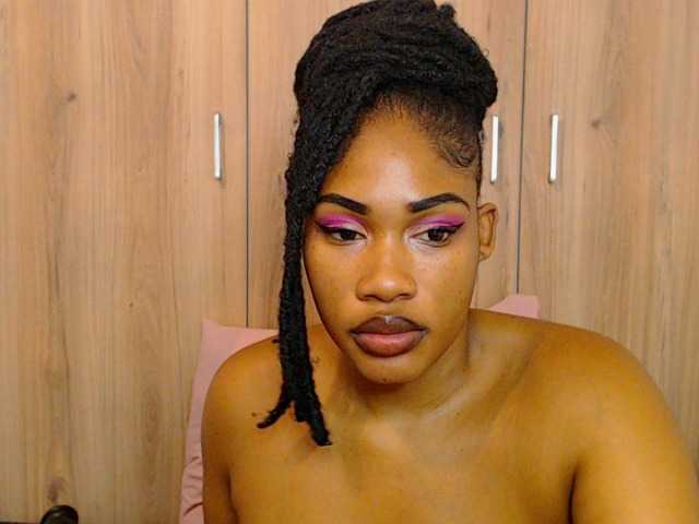 Εκπομπές οθόνης SexyJuicyLips
