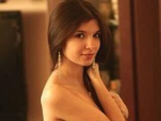 Ερωτική συνομιλία μέσω βίντεο sexylyna