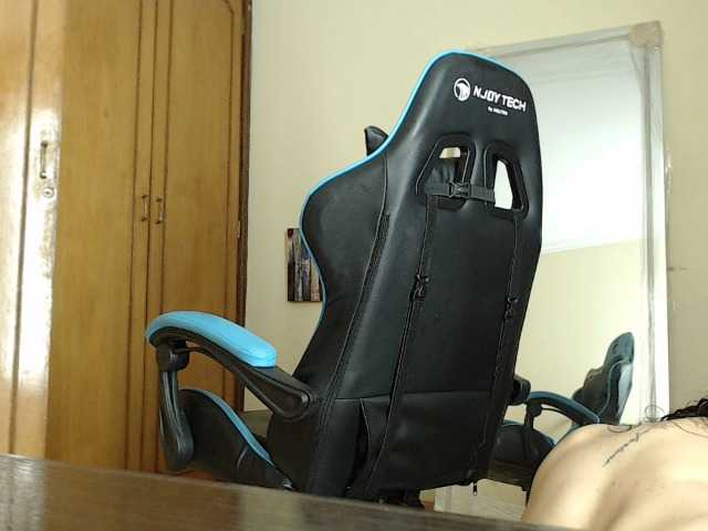 Εκπομπές οθόνης shari-kumar