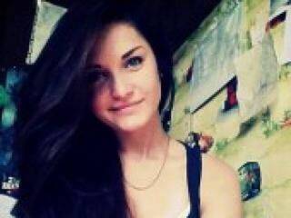 Ερωτική συνομιλία μέσω βίντεο shayaa