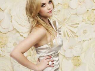 Ερωτική συνομιλία μέσω βίντεο SheilaRed