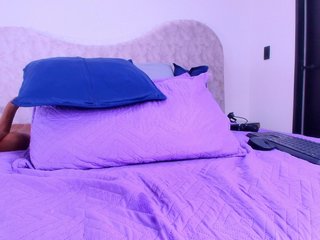 Ερωτική συνομιλία μέσω βίντεο shels-loreds