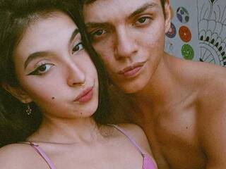 Ερωτική συνομιλία μέσω βίντεο sheylawood