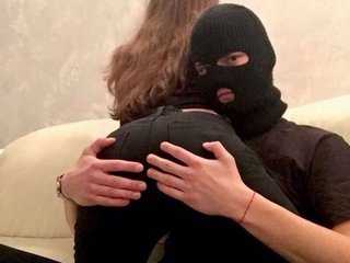 Ερωτική συνομιλία μέσω βίντεο ShowMaskGoOn