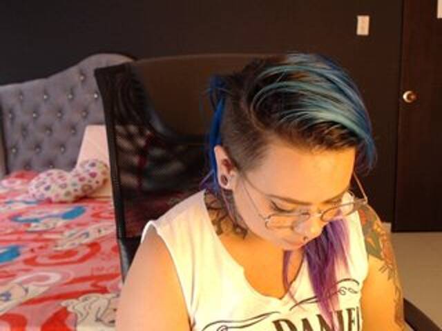 Εκπομπές οθόνης skyviolet