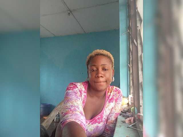 Εκπομπές οθόνης Sluttyrissa