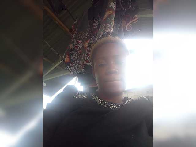 Εκπομπές οθόνης Sluttyrissa