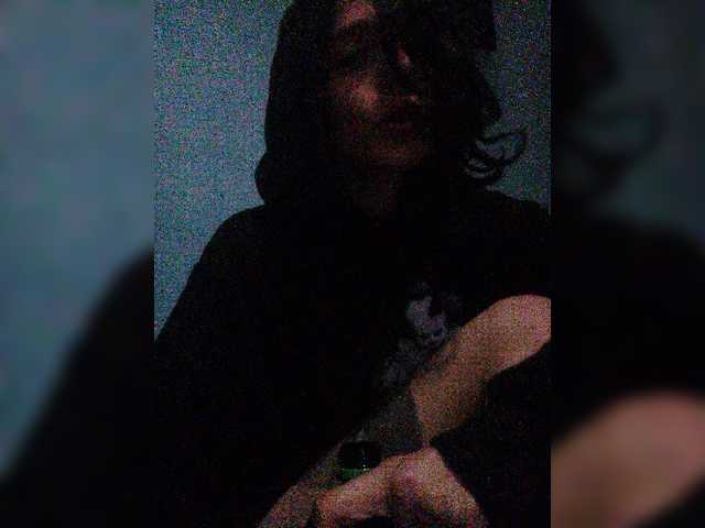 Εκπομπές οθόνης sociopatichka