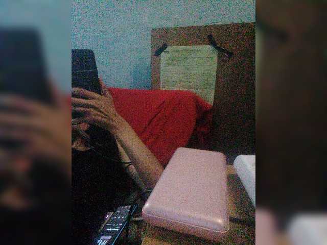 Εκπομπές οθόνης sociopatichka