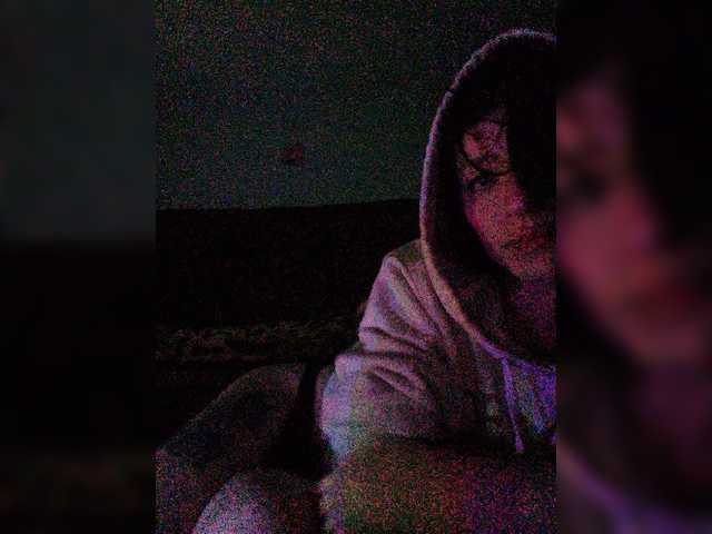 Εκπομπές οθόνης sociopatichka