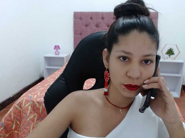 Εκπομπές οθόνης Sofiaa-ortiz