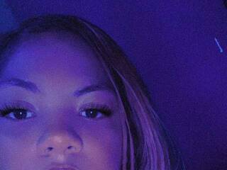 Ερωτική συνομιλία μέσω βίντεο SofiaaSweet