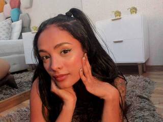 Ερωτική συνομιλία μέσω βίντεο SofiaBrown