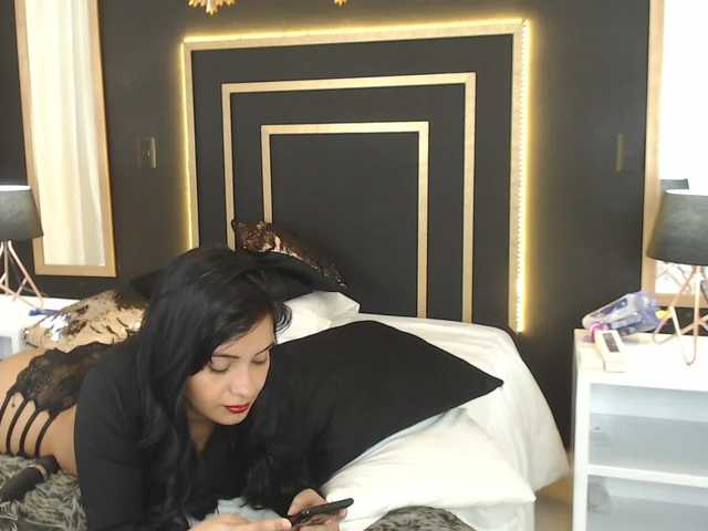 Εκπομπές οθόνης SofiaCampbell