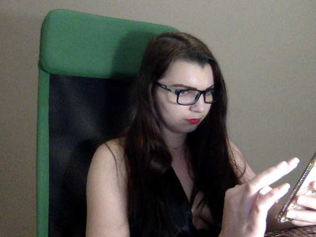 Εκπομπές οθόνης SofiaClark