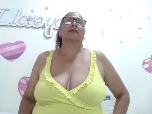 Εκπομπές οθόνης SofiaSexy22