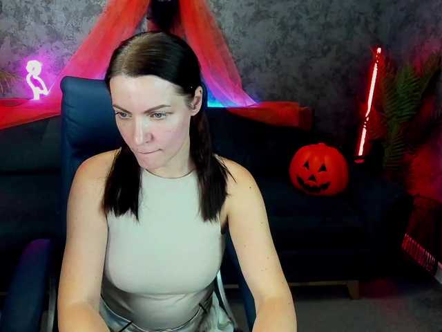 Εκπομπές οθόνης SofieMoon