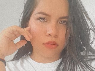 Ερωτική συνομιλία μέσω βίντεο SofiWhore