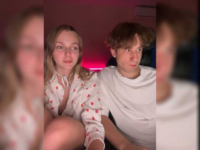 Εκπομπές οθόνης Crazy_Couple