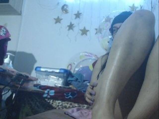 Εκπομπές οθόνης sofy_dirtyHot