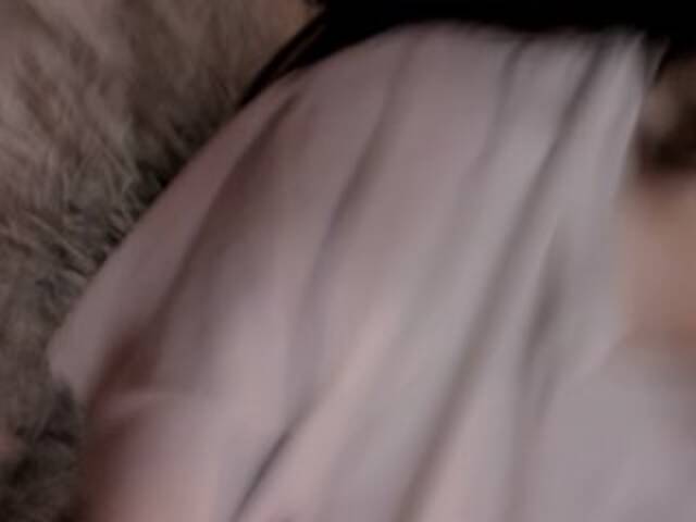 Εκπομπές οθόνης Sonya-Mo