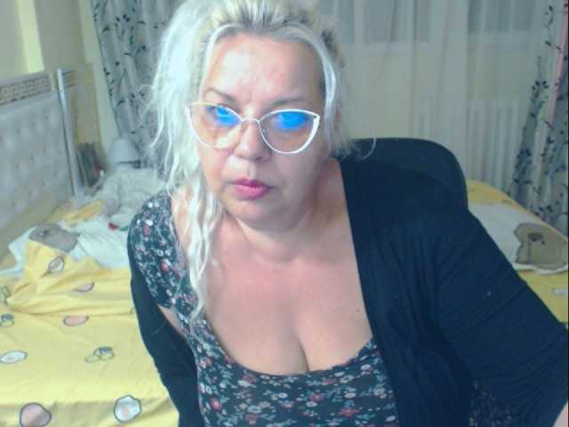 Εκπομπές οθόνης SonyaHotMilf