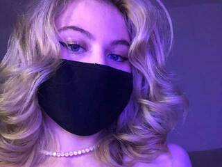 Ερωτική συνομιλία μέσω βίντεο SonyaOOG