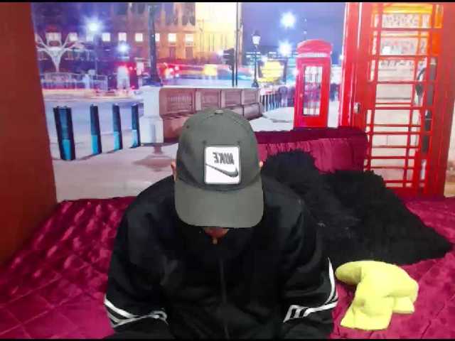 Εκπομπές οθόνης sopiaxjames