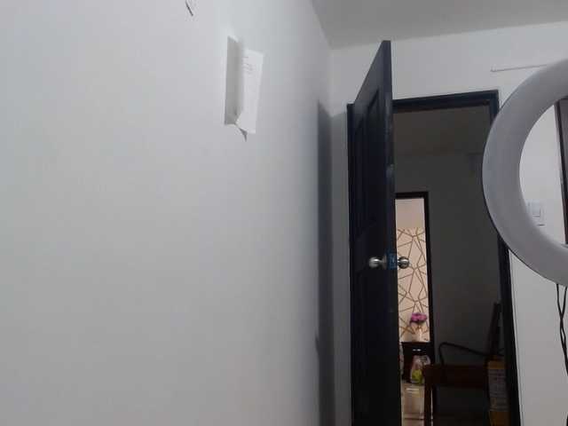 Εκπομπές οθόνης sopphiasmitt