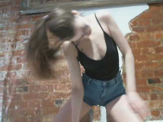 Εκπομπές οθόνης SpaceYennefer