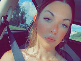 Ερωτική συνομιλία μέσω βίντεο Spicy-Chrissy