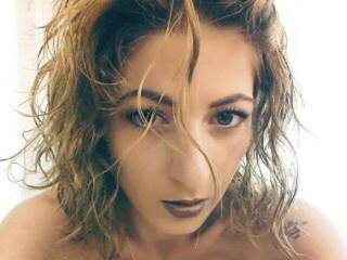 Ερωτική συνομιλία μέσω βίντεο SquirtHayley