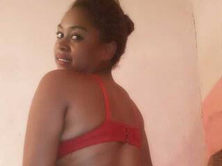 Ερωτική συνομιλία μέσω βίντεο Squirty-Juice