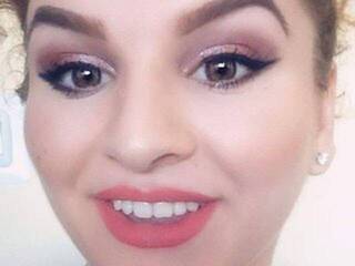 Ερωτική συνομιλία μέσω βίντεο ssSandra