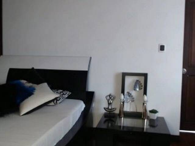 Εκπομπές οθόνης StaceyWood