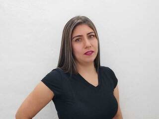 Ερωτική συνομιλία μέσω βίντεο strellacolin