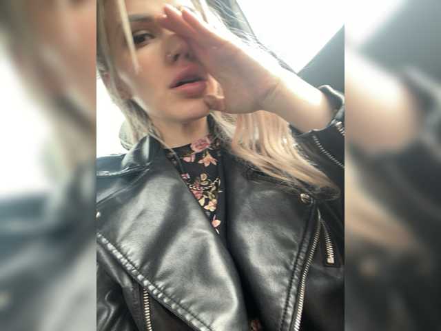 Εκπομπές οθόνης CyberWhore111